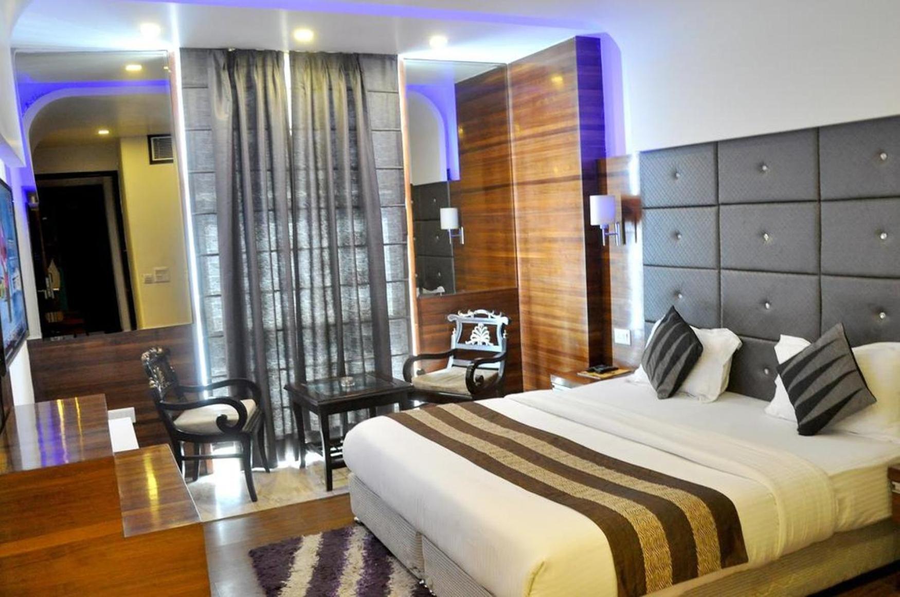 Hotel Ambe Inn By Ambience Delhi Igi Airport Nuova Delhi Esterno foto